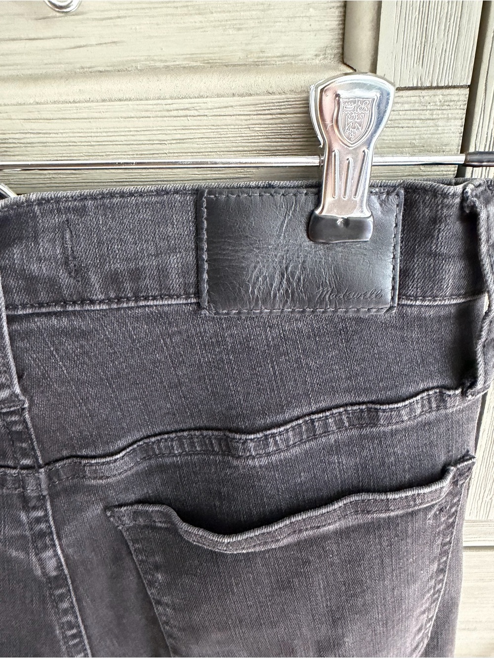 Madewell Raw Hem High-Rise Black Women’s Jeans - Picture 4 of 6